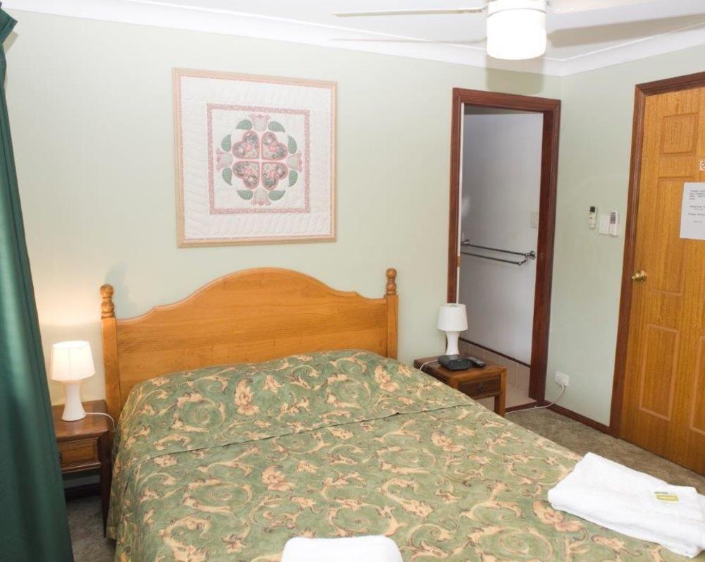 Ainslie Manor Bed And Breakfast Redcliffe Kültér fotó