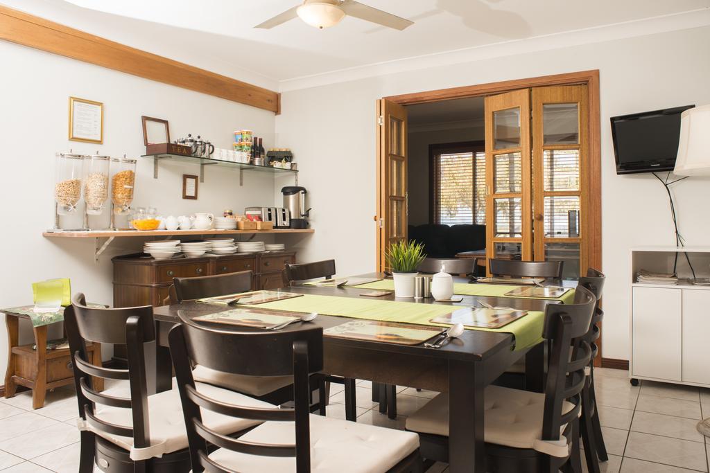 Ainslie Manor Bed And Breakfast Redcliffe Kültér fotó